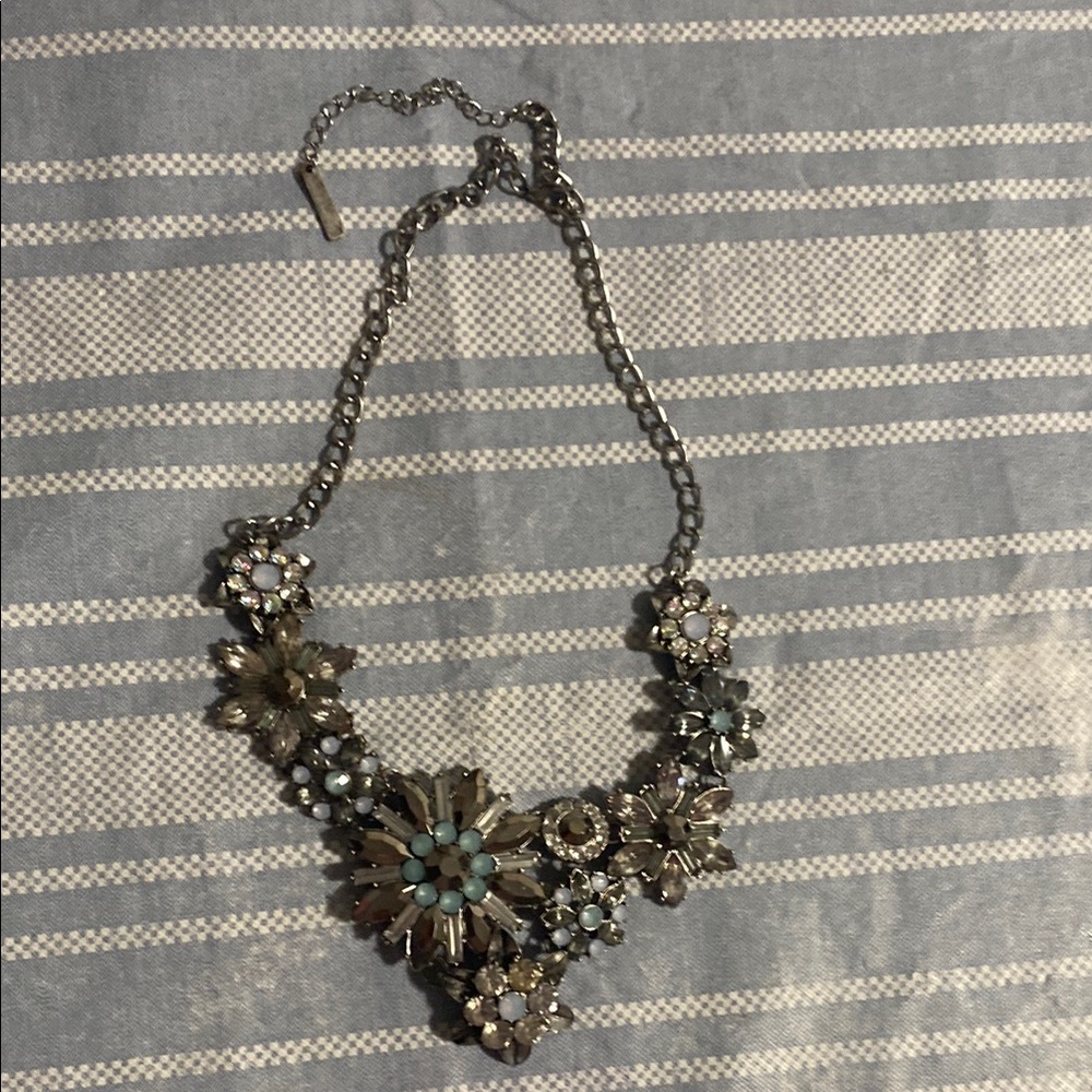Women jewelry necklace